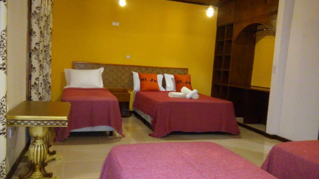 El Uru Suite Hotel Puerto Iguazú Exterior foto